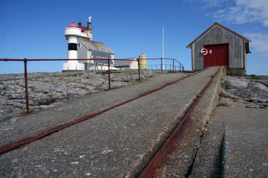 Vingleia fyr, Frøya